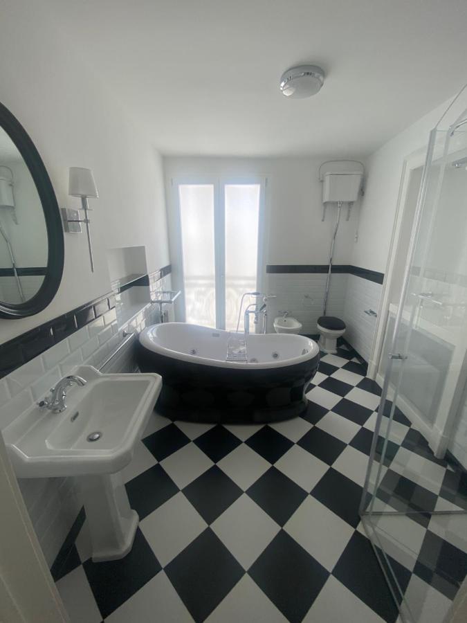 Suite Donna Vita Martina Franca Exterior foto
